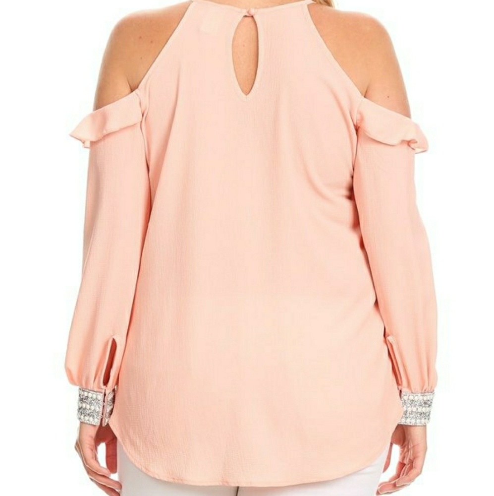 New 1x-3x plus size cold shoulder top - Picture 4 of 6